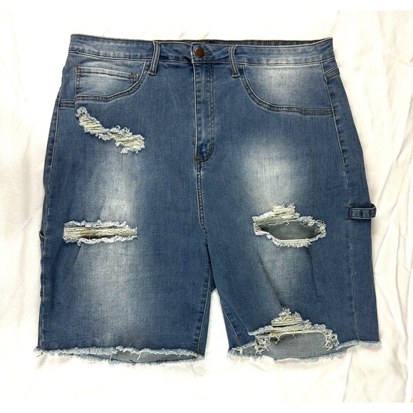 Fashion Nova Distressed Denim Blue Jean Shorts Plus Sz 22 Frayed Raw Hem - Picture 1 of 11